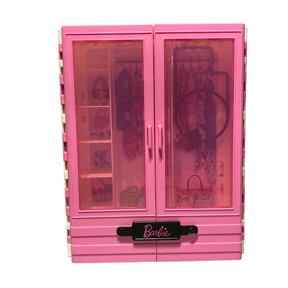 Barbie Fashionista Ultimate Closet